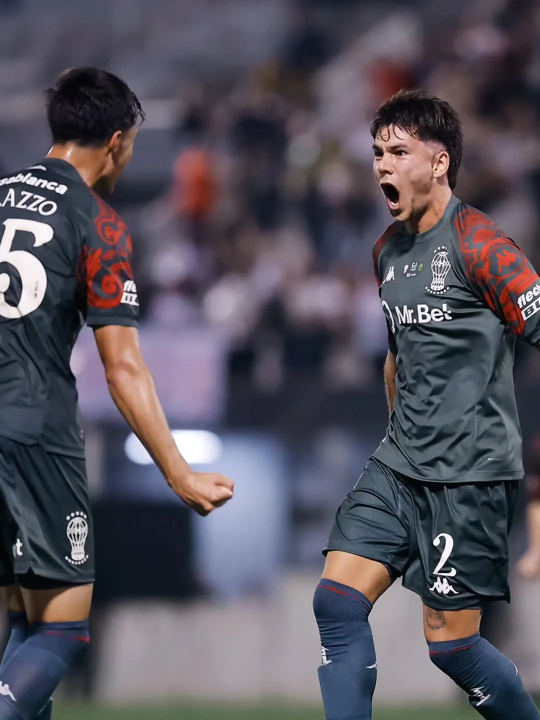 Lucas Blondel, defensor de Huracán. (@CAHuracan)