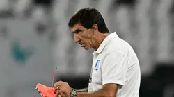 Tras la derrota de Racing, Costas se quejó del sintético de Botafogo: “Soy como Neymar, no me gustan estas canchas”