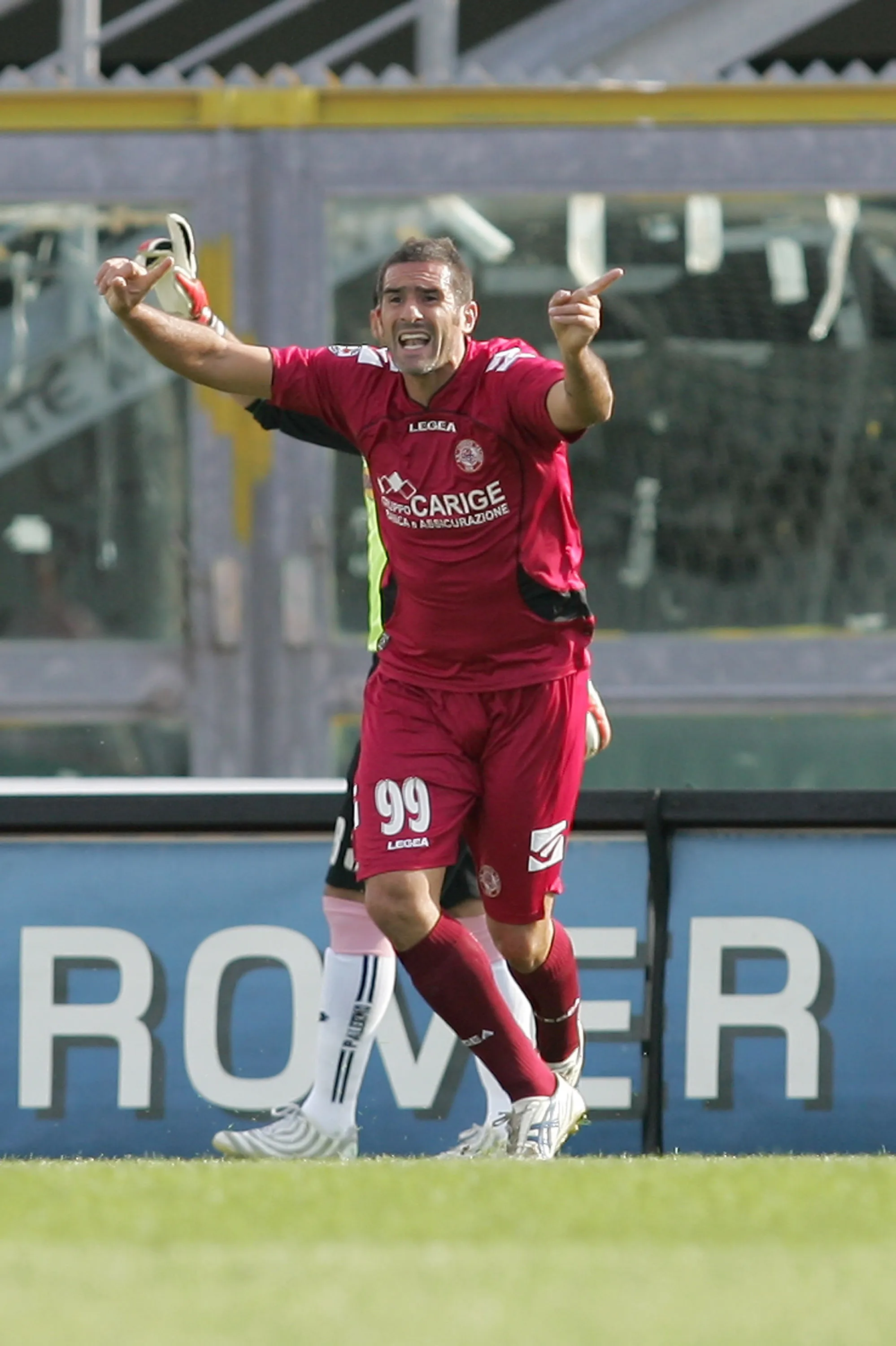 Cristiano Lucarelli con la casaca de Livorno. (Foto: Getty).