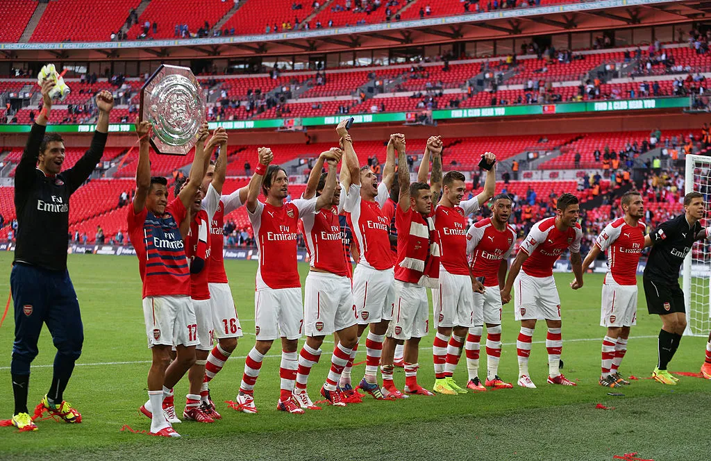 Con Arsenal, Dibu ganó las dos finales que jugó. (Getty)