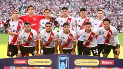 El equipo titular de River Plate en el Estadio Monumental.