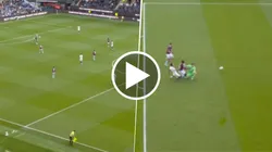 Dibu Martínez asistió a Ollie Watkins para lo que fue el transitorio 2 a 1 del Aston Villa vs. Burnley por la Premier League.
