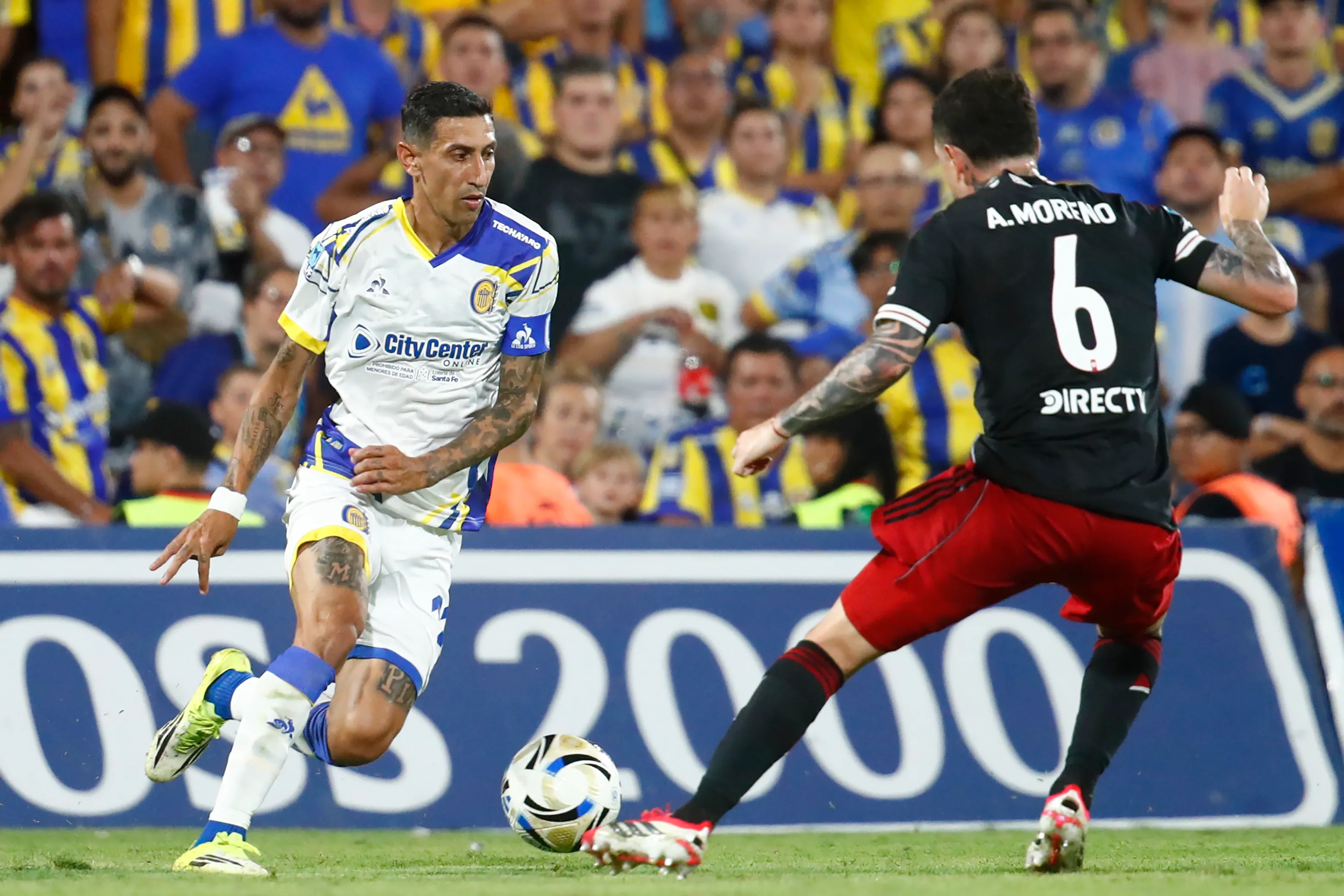 Ángel Di María y Aníbal Moreno en el último Rosario Central – River. (Getty Images)