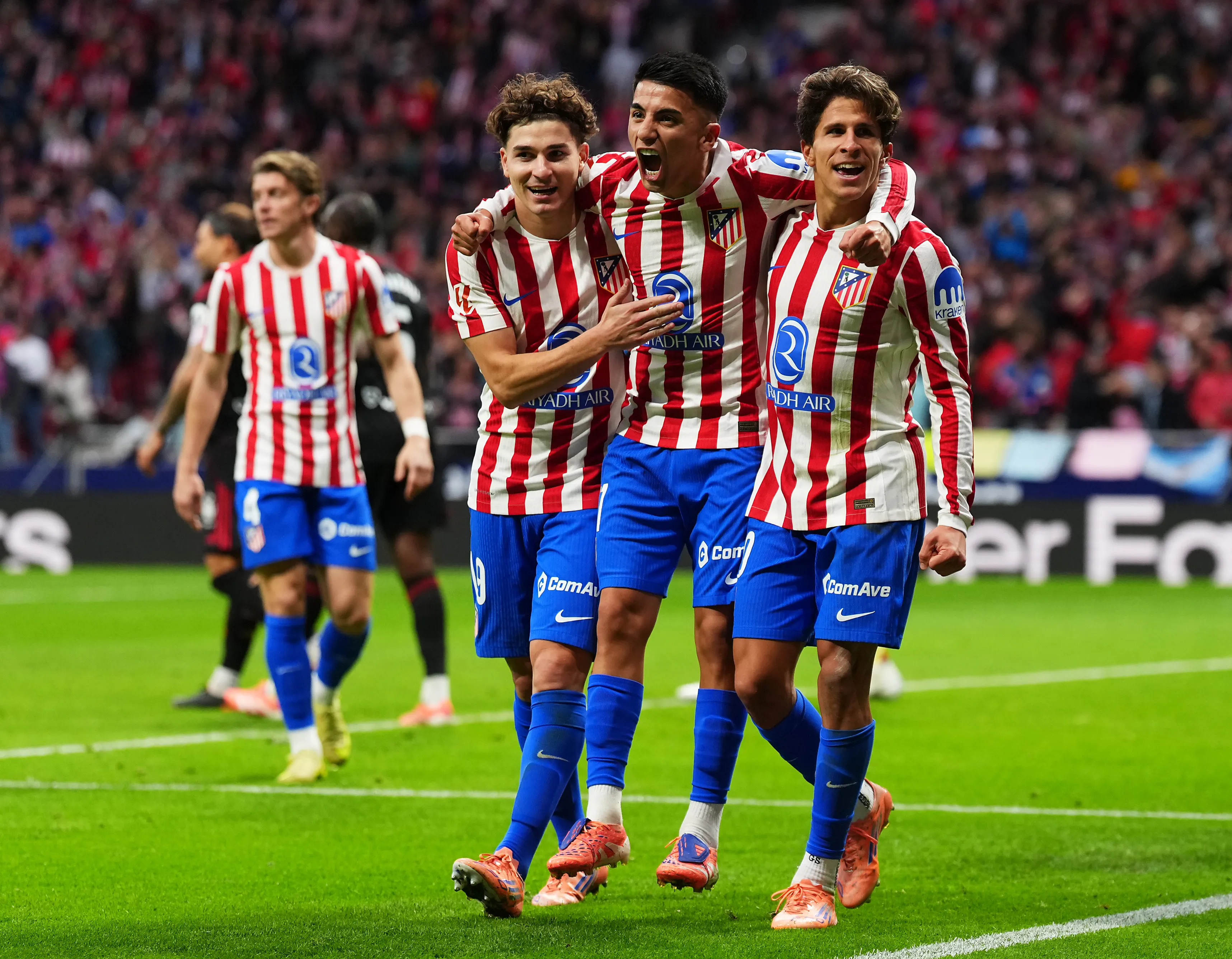 A pesar de contar con gran presencia argentina en el plantel, Thiago Almada no consiguió hacer pie en el Atlético de Madrid. Getty Images.