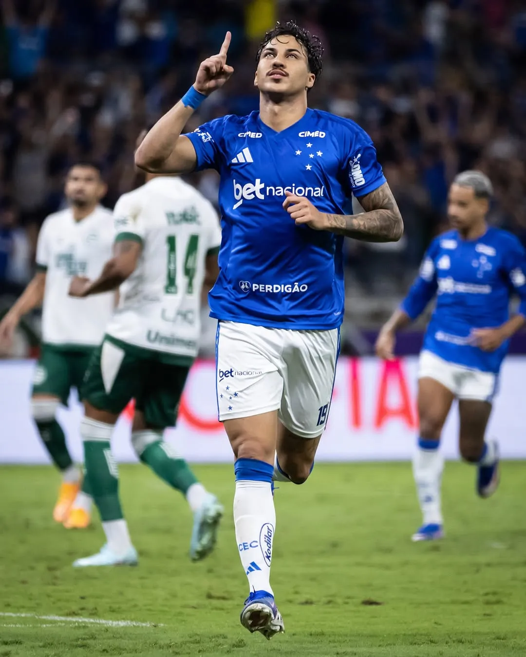 Kaio Jorge festeja su gol ante Goiás. (Prensa Cruzeiro).