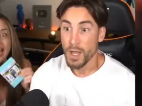 En pleno stream, a Nicolás Tagliafico le tocó su propia figurita del álbum del Mundial y su reacción se hizo viral