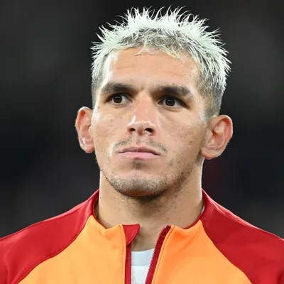 Un hombre violó una orden de alejamiento, atacó a Lucas Torreira y terminó detenido: quién era y qué antecedentes tenía