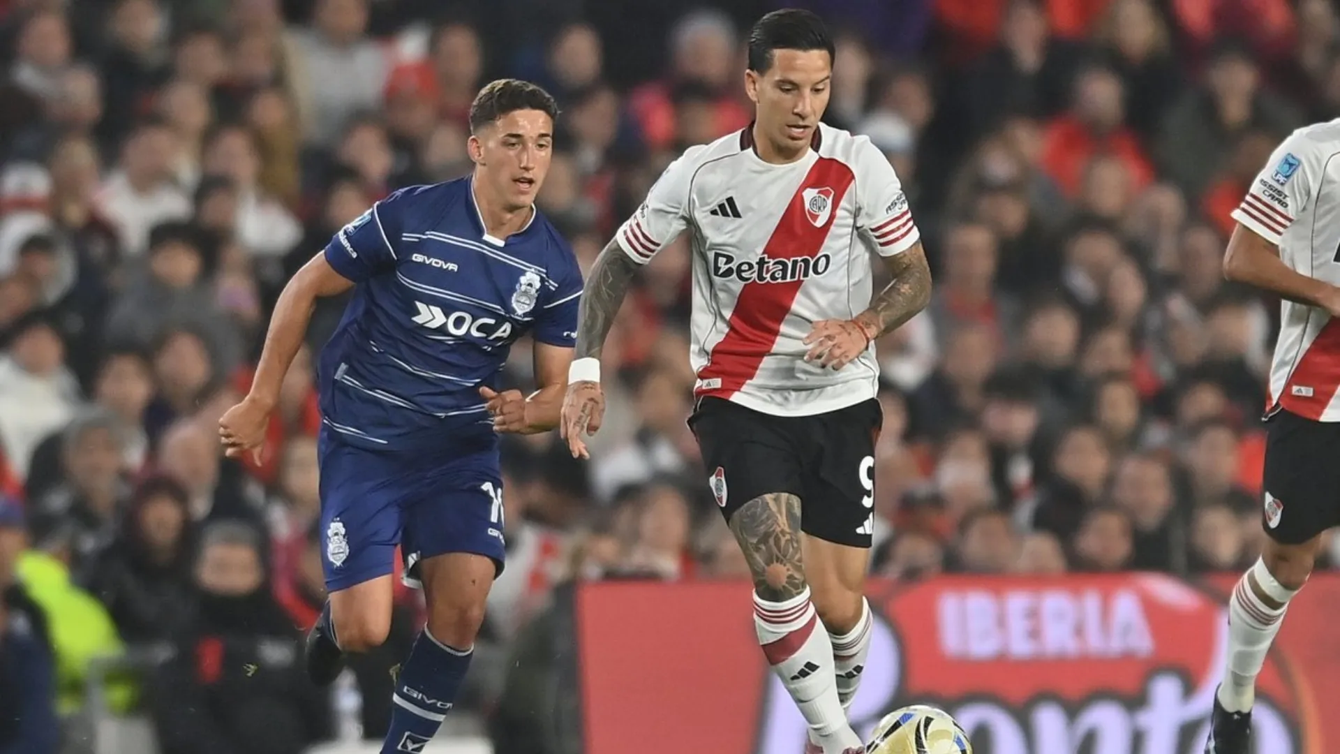 Sebastián Driussi en acción. (Foto: Prensa River)