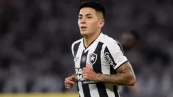 El Botafogo podría recibir la quita de 6 puntos si no regulariza su deuda de 25 millones de dólares por el pase de Thiago Almada.