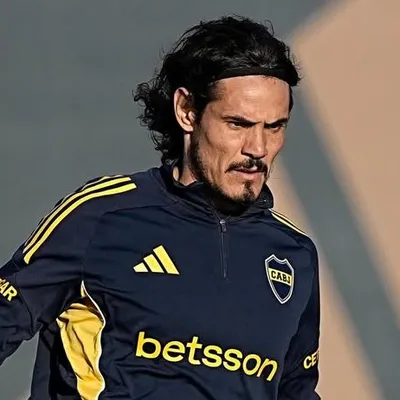 Cavani ofreció su ayuda a Boca ante Cruzeiro
