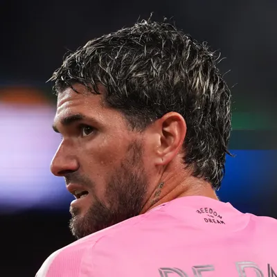 De Paul puso en duda su regreso a Racing