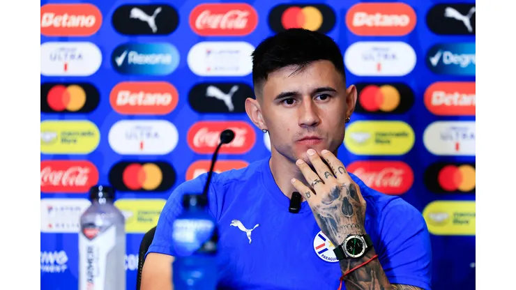 Adam Bareiro en la Selección de Paraguay.