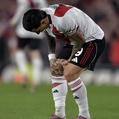 Driussi y una nueva lesión: torción en la rodilla y llanto