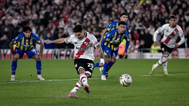 Gonzalo Montiel erró su penal ante Rosario Central