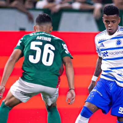 A tres días de jugar con Boca, Cruzeiro empató con Palmeiras utilizando todos sus titulares bajo la lluvia