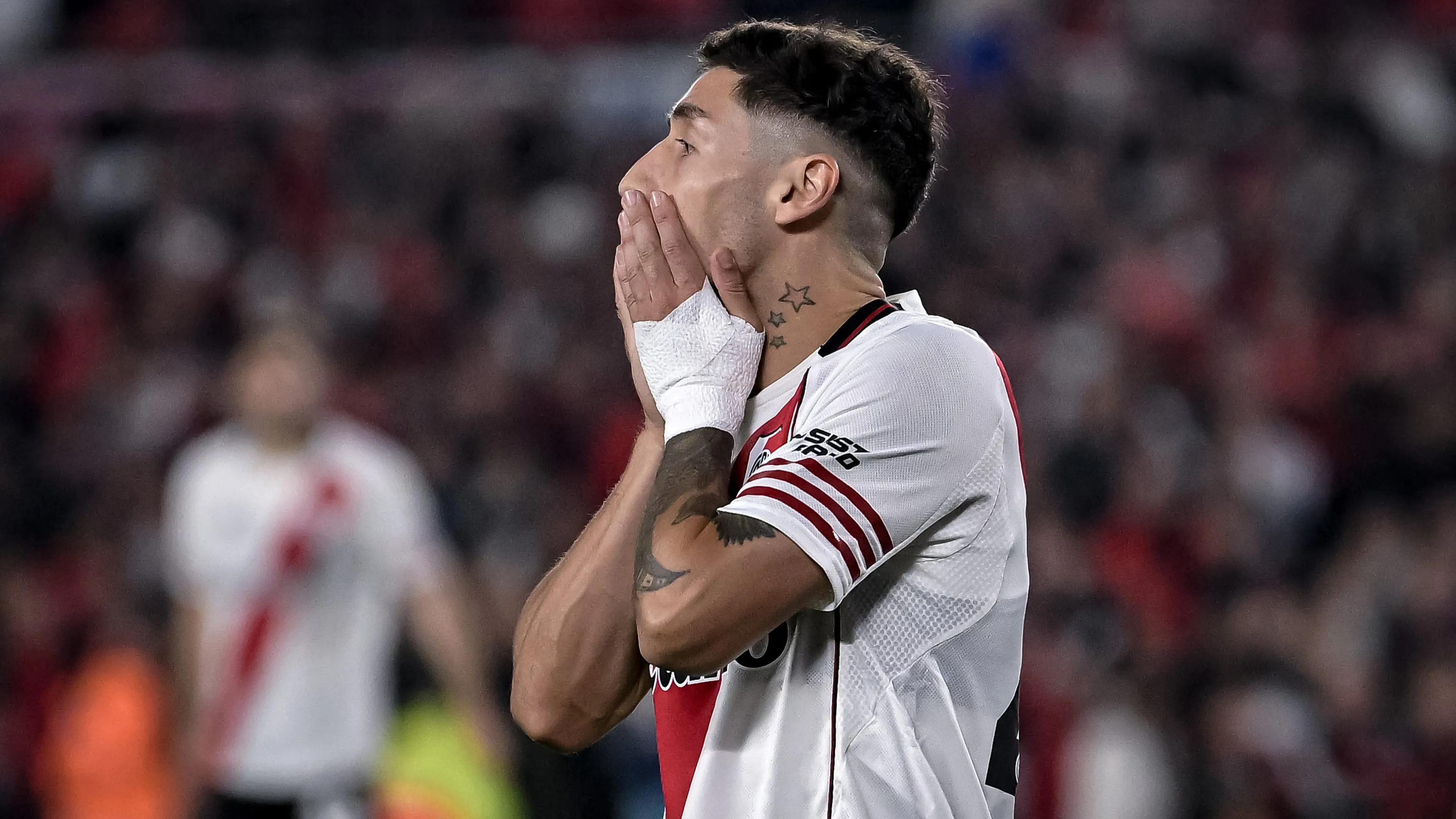 Gonzalo Montiel se desgarró el cuádriceps izquierdo por lo que se perderá la Final del Torneo Apertura 2026.