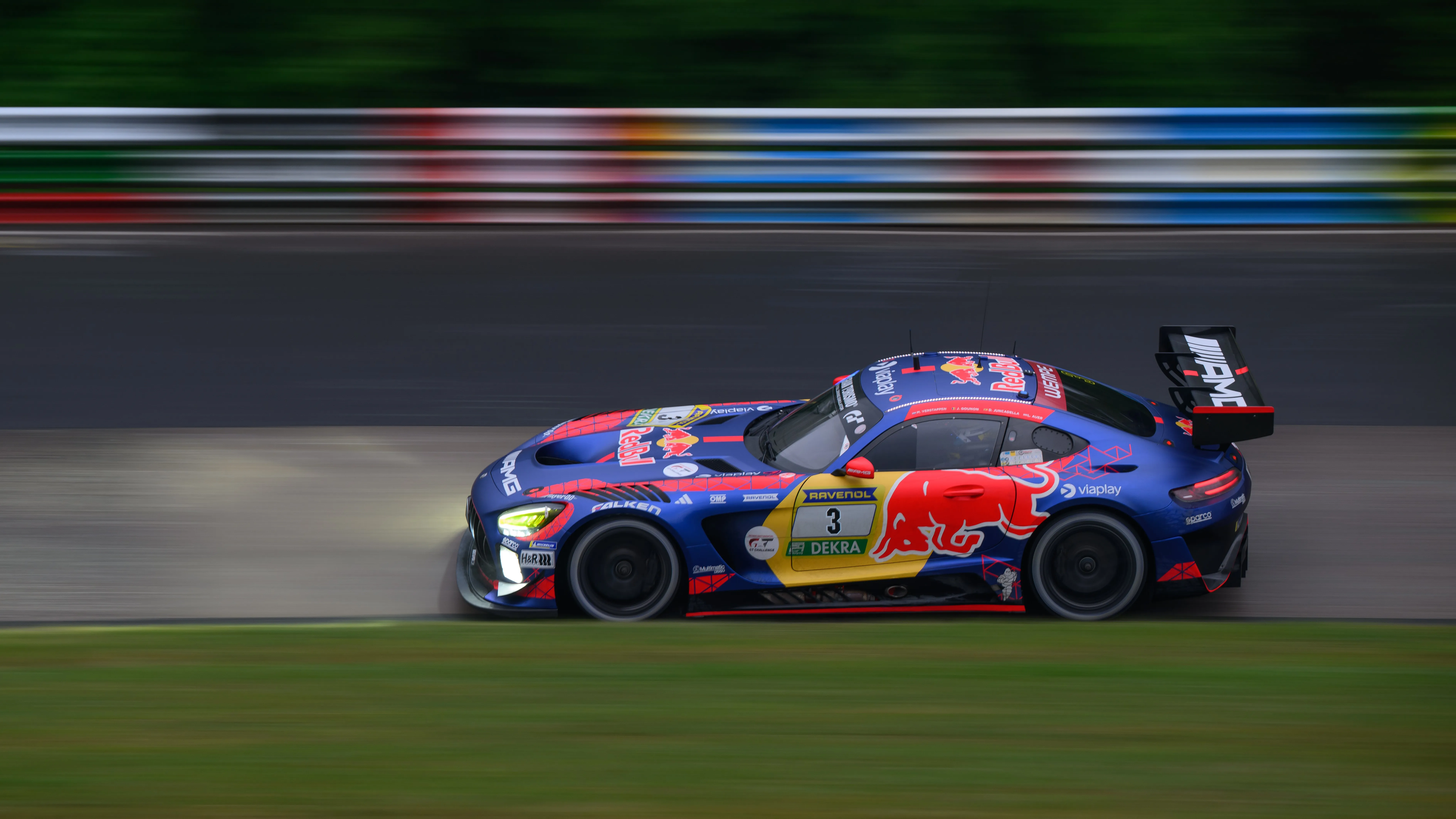 Verstappen durante las 24 horas de Nürburgring (Getty).