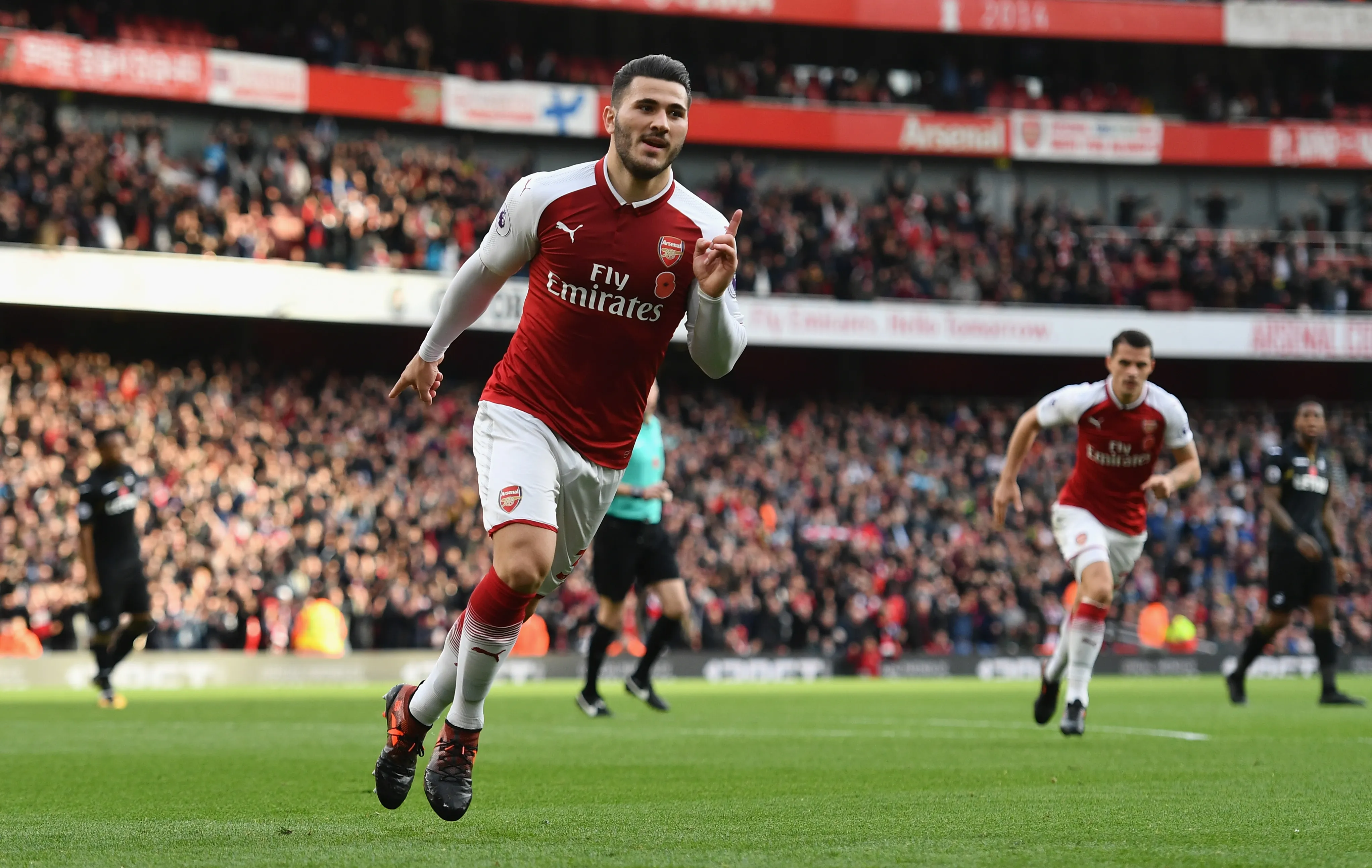 Sead Kolasinac, en su etapa en Arsenal. (Getty Images)