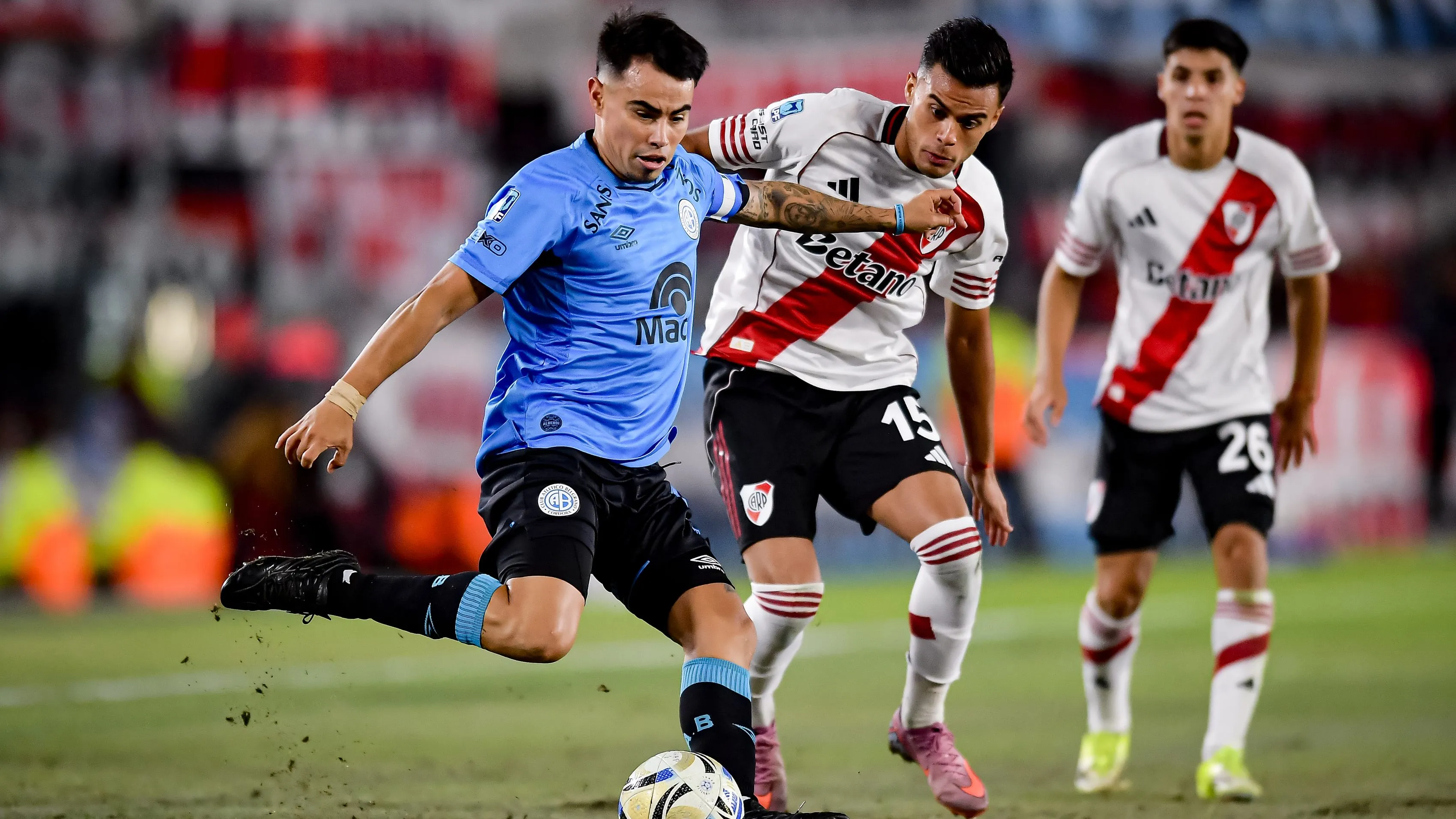 Lucas Zelarayán y Fausto Vera en el último River – Belgrano.