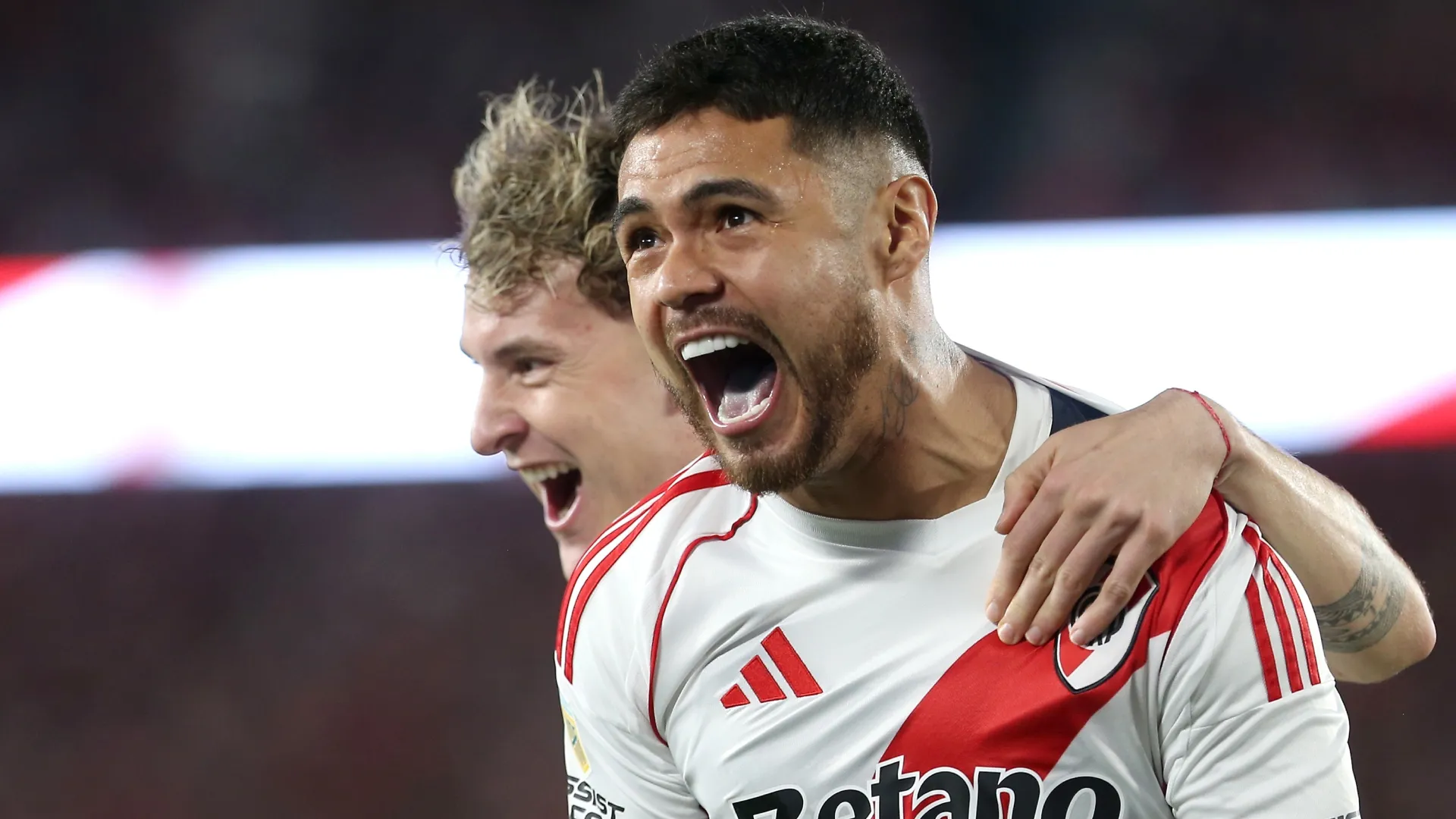 Paulo Díaz celebrando un gol en River. (Foto: Getty)