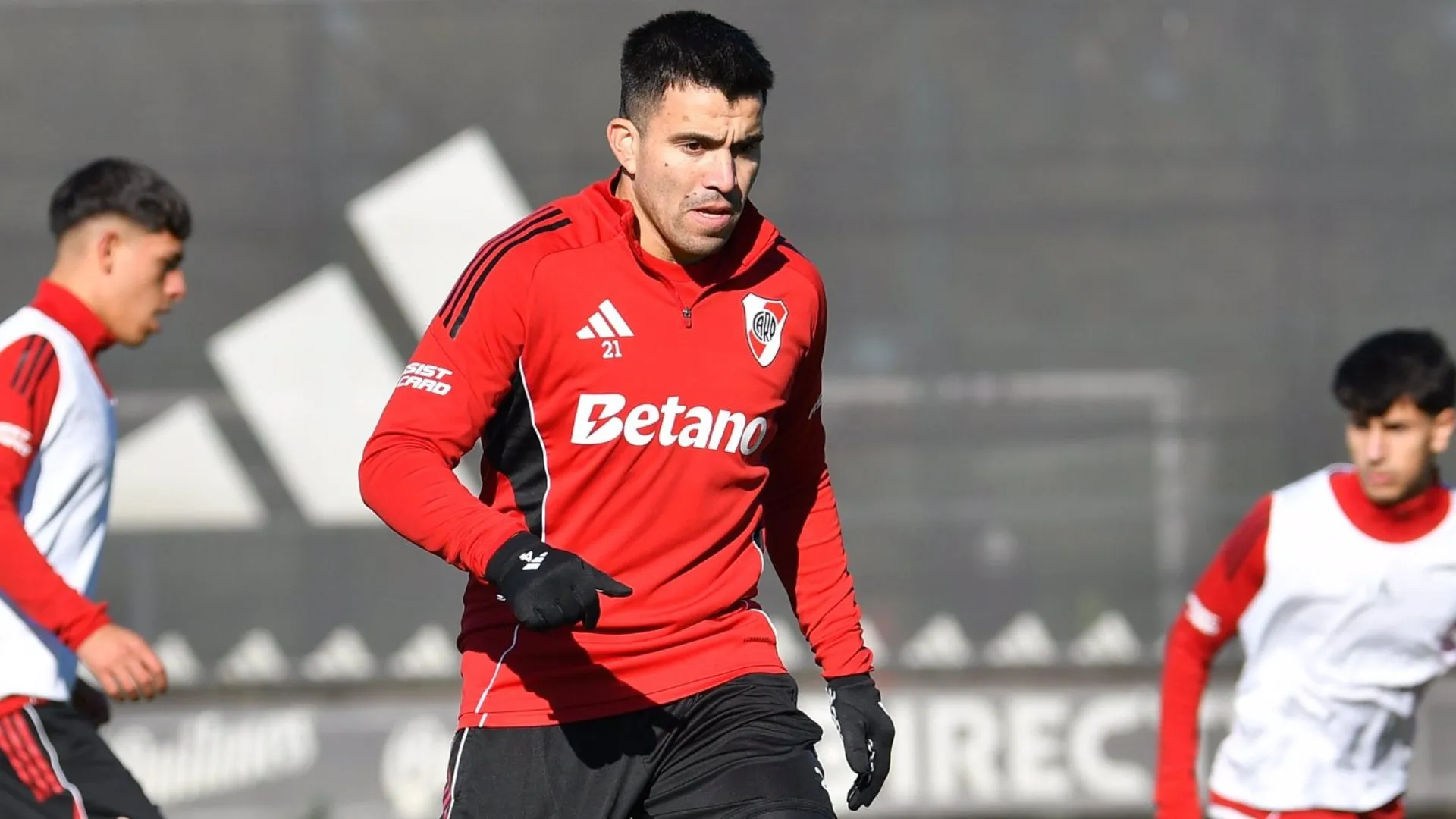 Marcos Acuña entrenándose en River. (Foto: Prensa River)