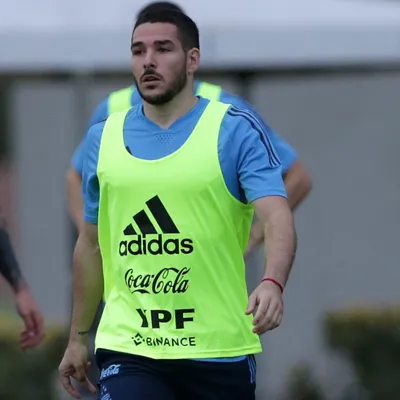 Dos tapados y 28 convocados: Scaloni sorprendería con la lista de la Selección Argentina