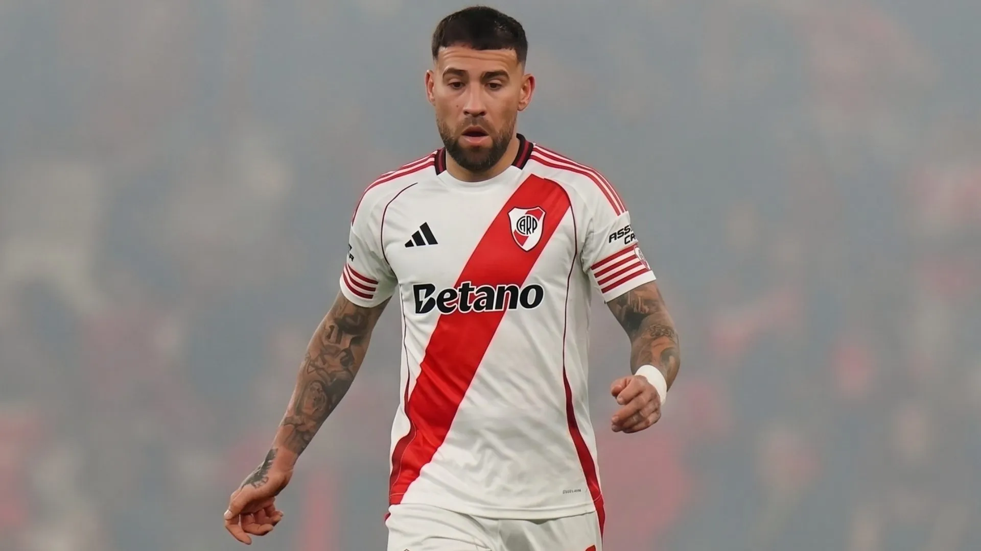 Nicolás Otamendi cumplirá su sueño de jugar en River. (Foto: Getty – imagen creada con Gemini).