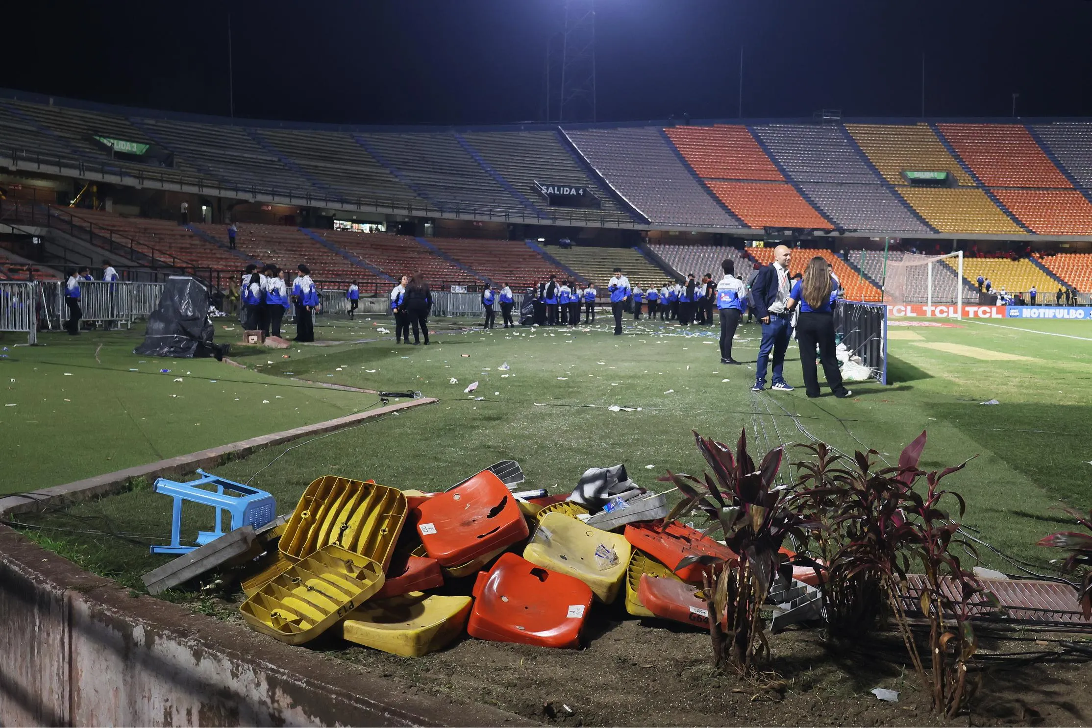 Así quedó el Atanasio Girardot tras los incidentes durante el partido entre DIM y Flamengo. Getty Images.