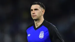 Cómo está Dibu Martínez tras fracturarse el dedo en la final de la Europa League