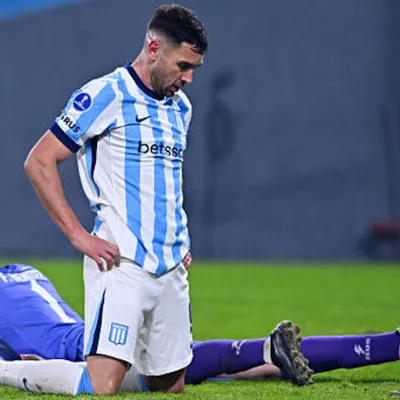 Con dos bloopers, Racing quedó eliminado de la Copa Sudamericana