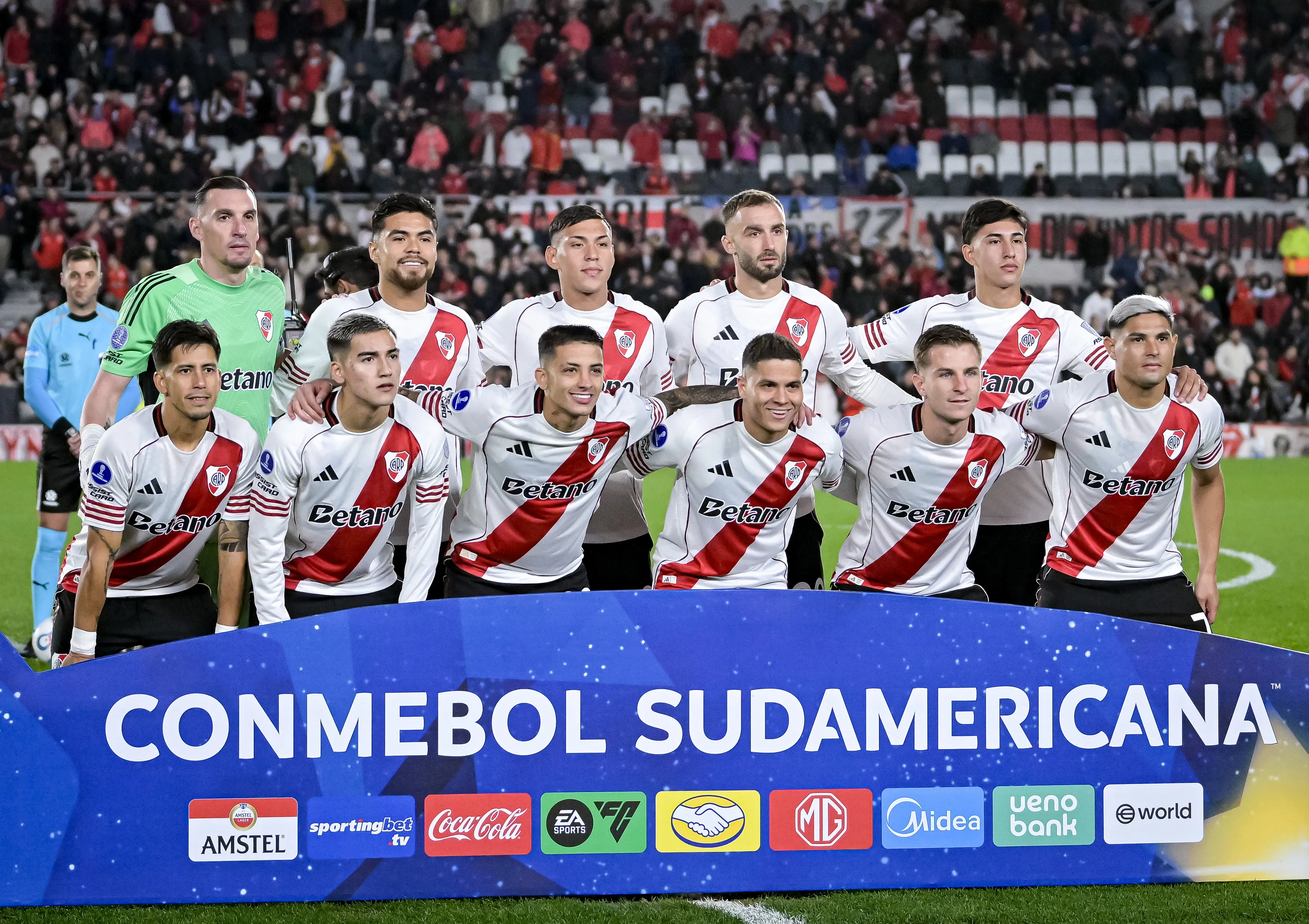 El once alternativo de River que igualó 1 a 1 ante Bragantino en el Monumental el pasado miércoles. (Foto: Getty).