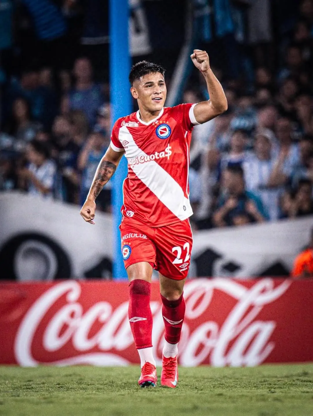 Leandro Lozano, futbolista uruguayo de Argentinos Juniors. (@leandrolozano.15)