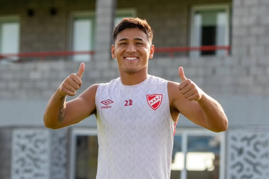 Leandro Lozano, futbolista uruguayo de Argentinos Juniors. (@leandrolozano.15)