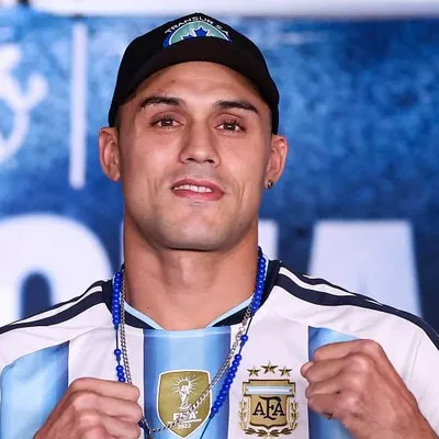 En una decisión polémica, Yamil Peralta perdió ante Robin Safar su título del CMB