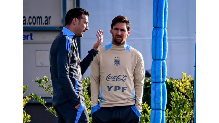 Lionel Scaloni y Lionel Messi en la Selección Argentina.