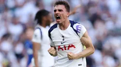 Palhinha festeja el gol de la salvación para Tottenham.