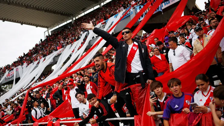 Los hinchas de River en la final ante Belgrano por el Torneo Apertura 2026.