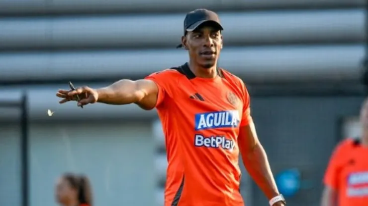 Luis Amaranto Perea será el DT de DIM.