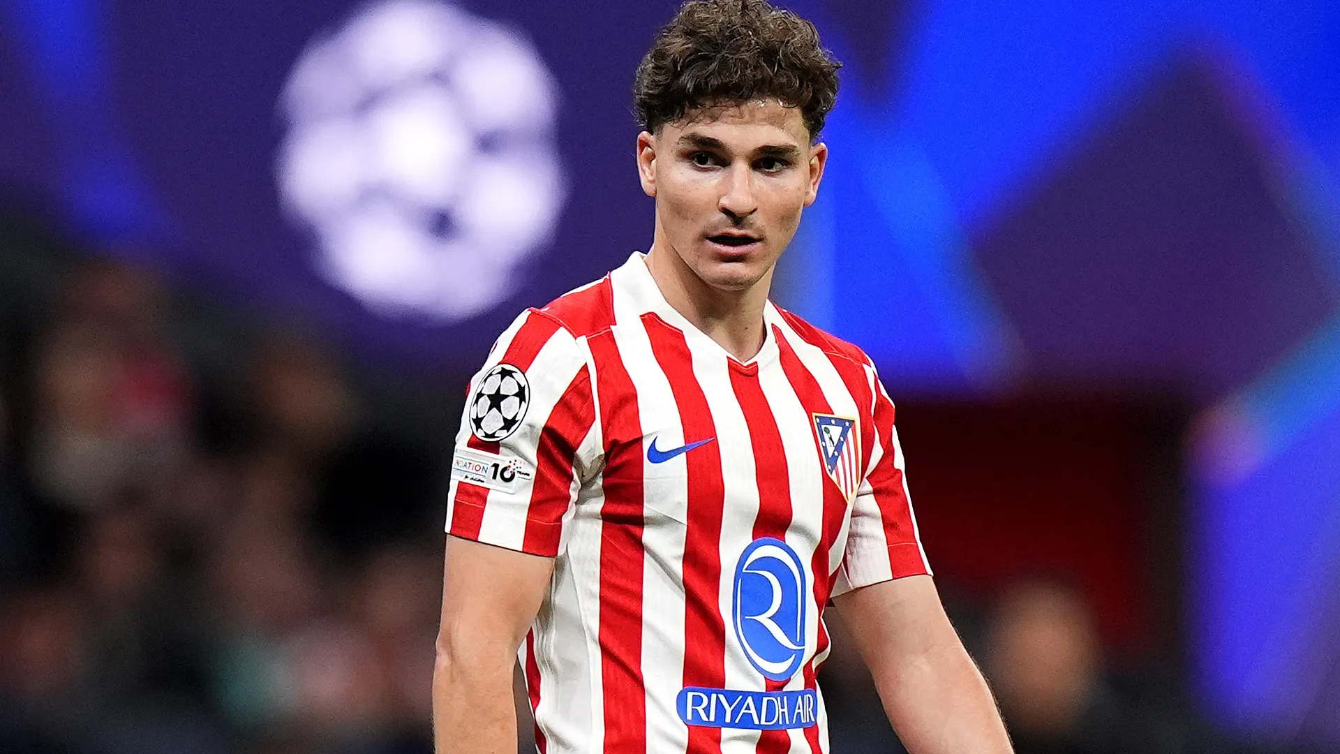 Barcelona se frena por Julián Álvarez y mira la Premier League
