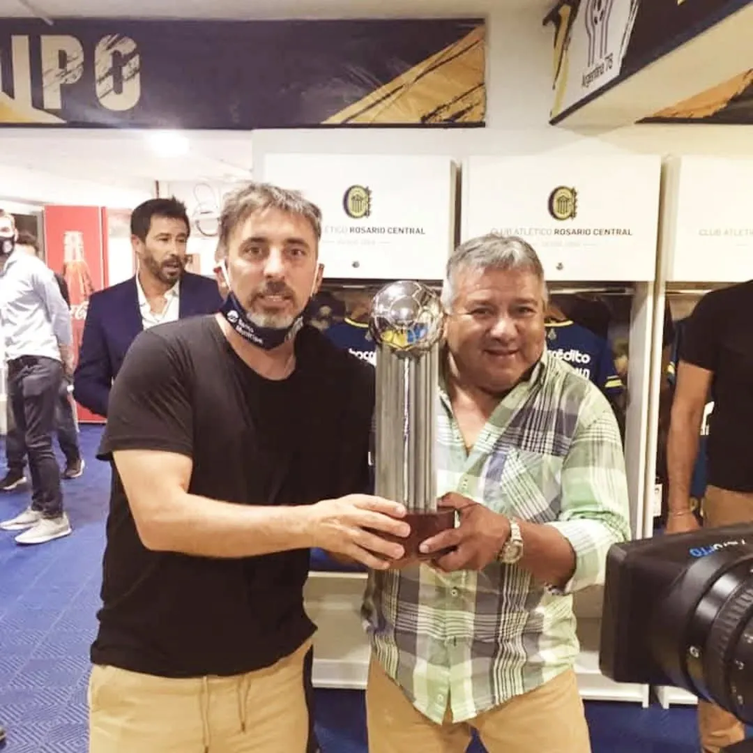 Colusso con el Negro Palma, fallecido en 2024. Foto C. Colusso.