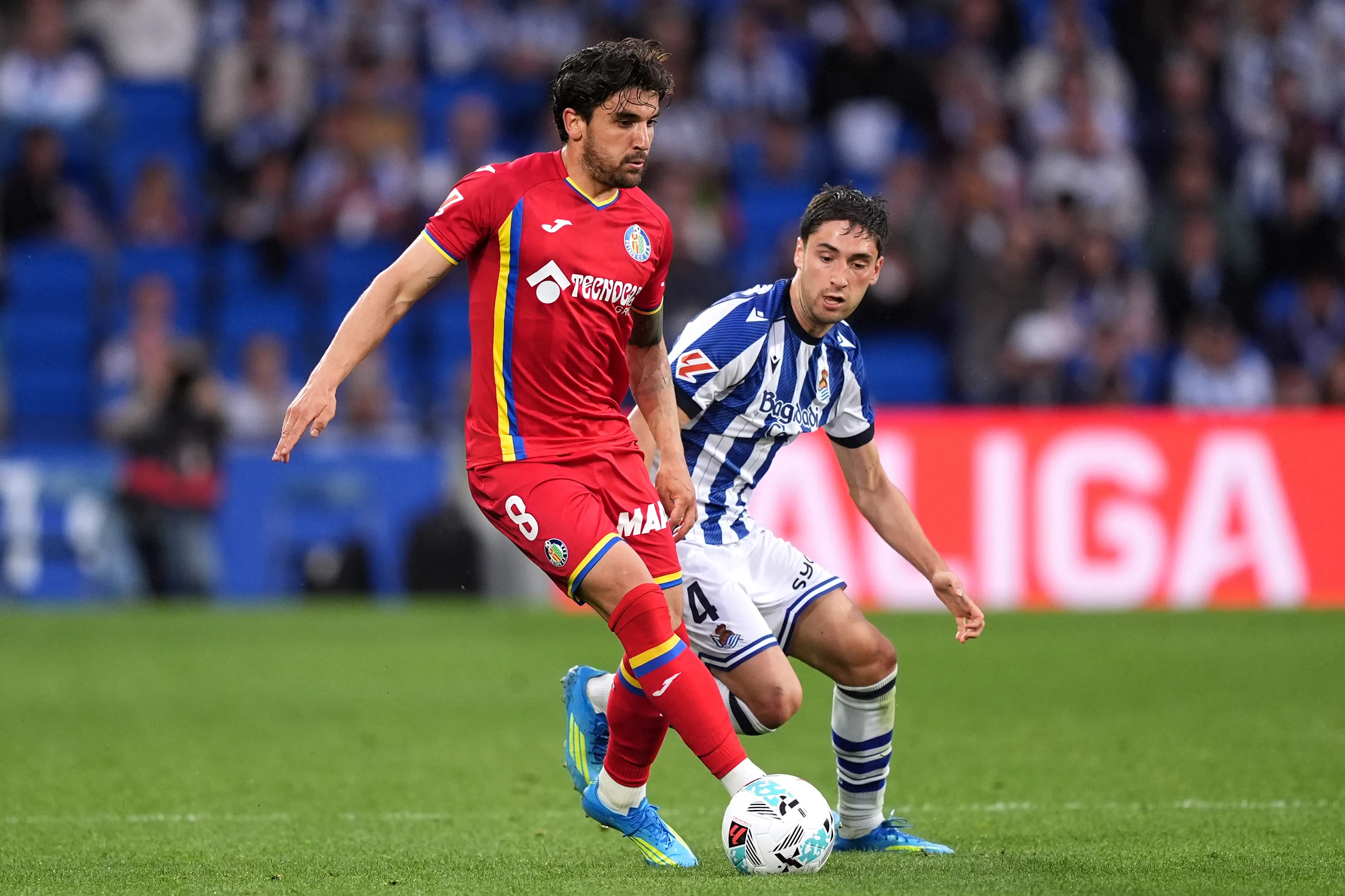 Arambarri, un jugador que Coudet considera esencial para dar su sello a la mitad de la cancha.