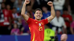 Mikel Oyarzabal, futbolista de la Selección de España.