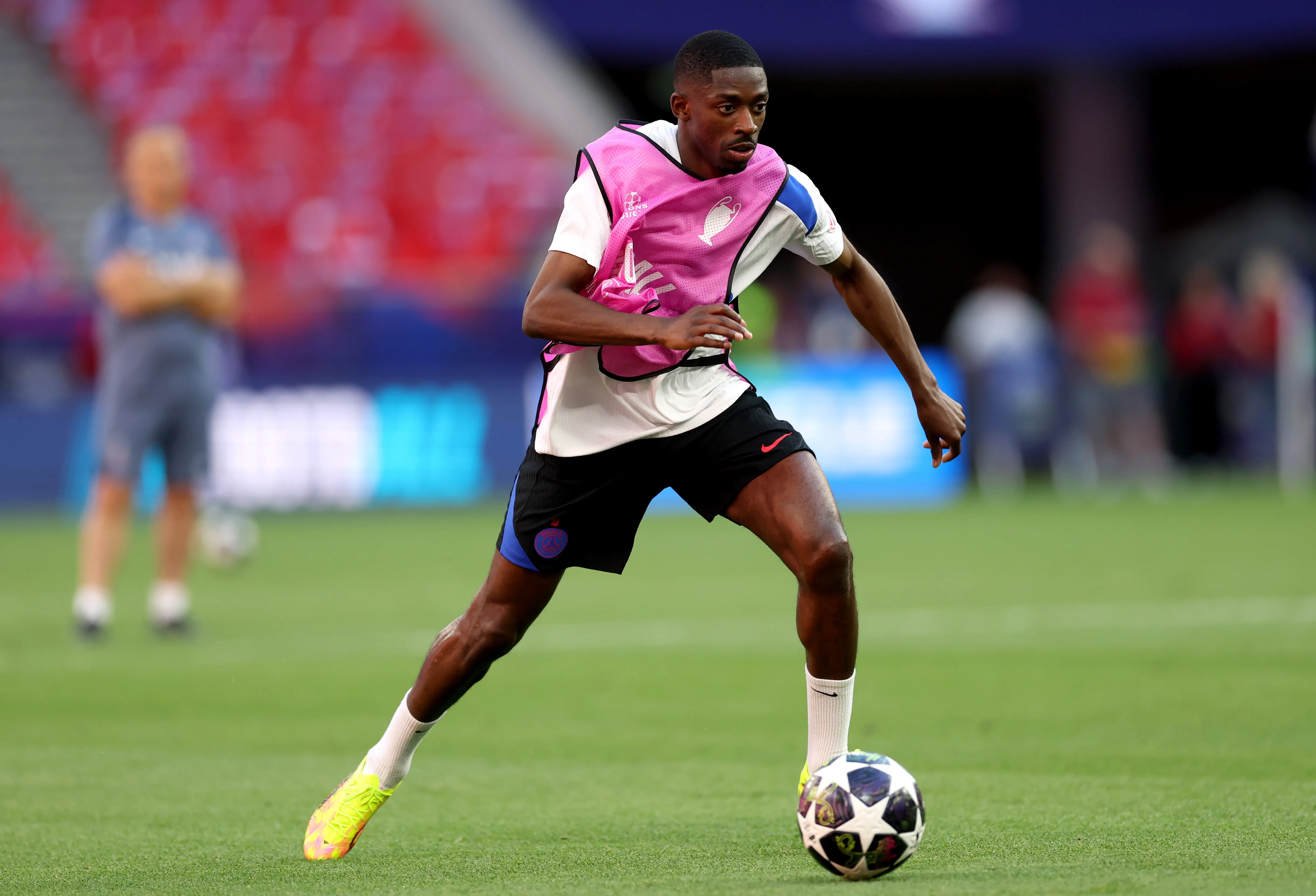 Dembélé, enfocadísimo en la última práctica de PSG.