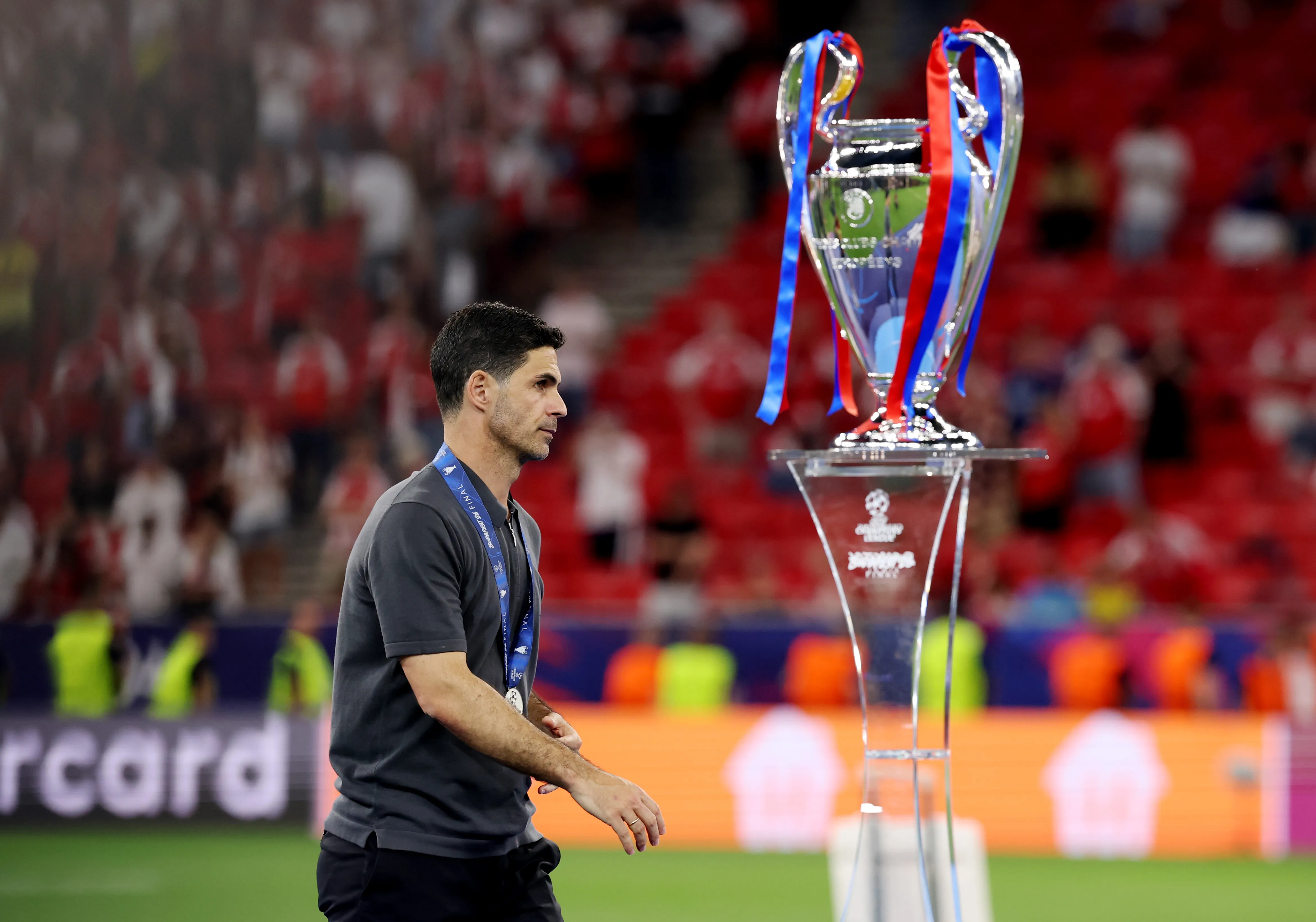 Mikel Arteta, entrenador español de Arsenal. (Getty Images)