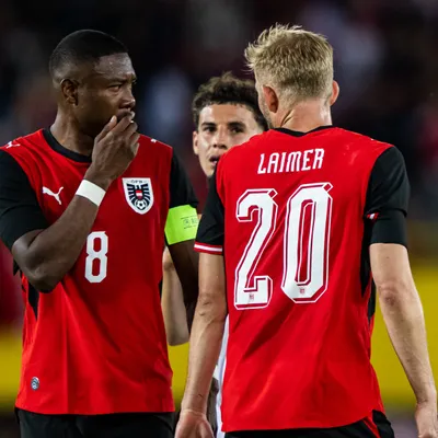 Austria, rival de Argentina en el Mundial, venció a Túnez con diez