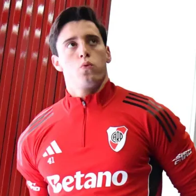 River hoy: las 15 bajas que se vienen, el posible regreso de Echeverri y los millones que pretende por Lautaro Rivero