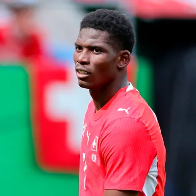 Embolo corre el riesgo de perderse el Mundial por no tener visa
