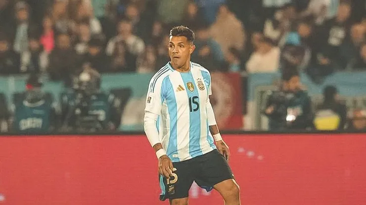 Facundo Medina, defensor argentino.