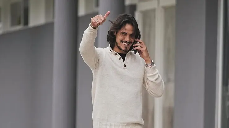 Se confirmó la operación a la que se someterá Edinson Cavani para volver a jugar en Boca
