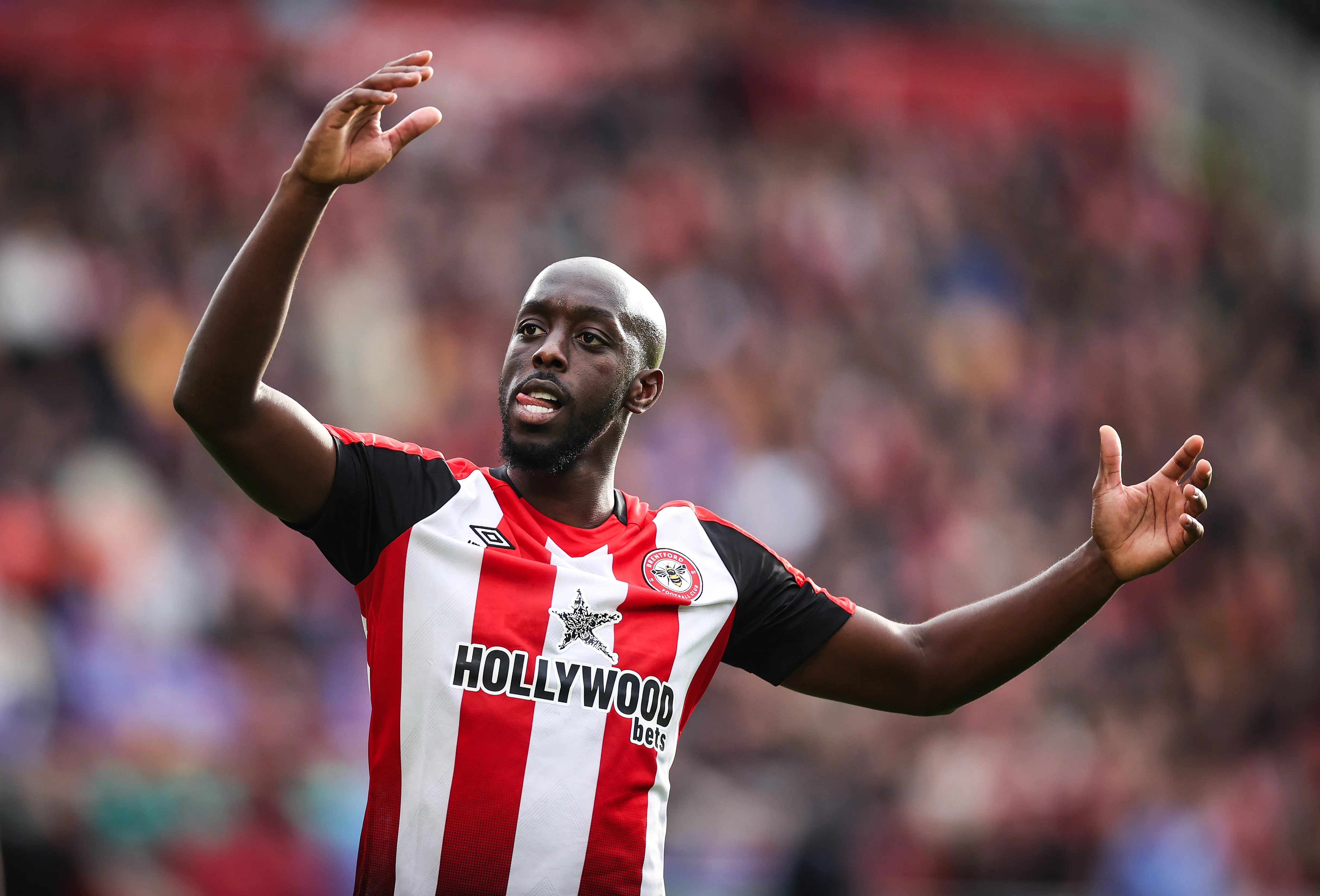 Yoane Wissa, delantero congoleño en su etapa en Brentford. (Getty Images)